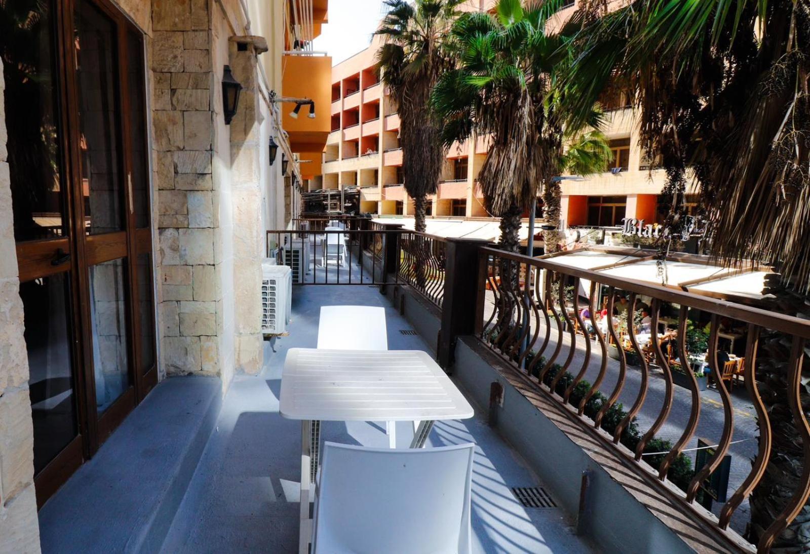 Napoli Suites Studios Aparthotel St. Julian's Exterior foto