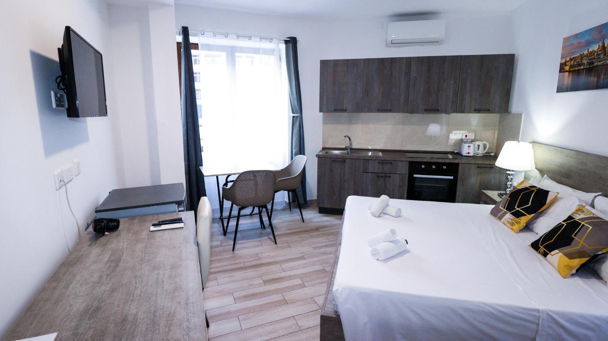 Napoli Suites Studios Aparthotel St. Julian's Exterior foto